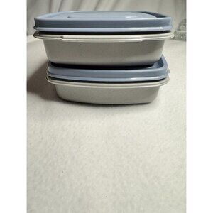 Lot Of 2 Rubbermaid Vintage Servin' Saver 2 Cup Square Blue Speckled Set W/lids